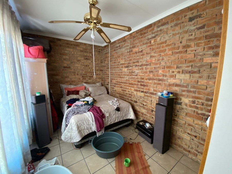 10 Bedroom Property for Sale in Orkney North West